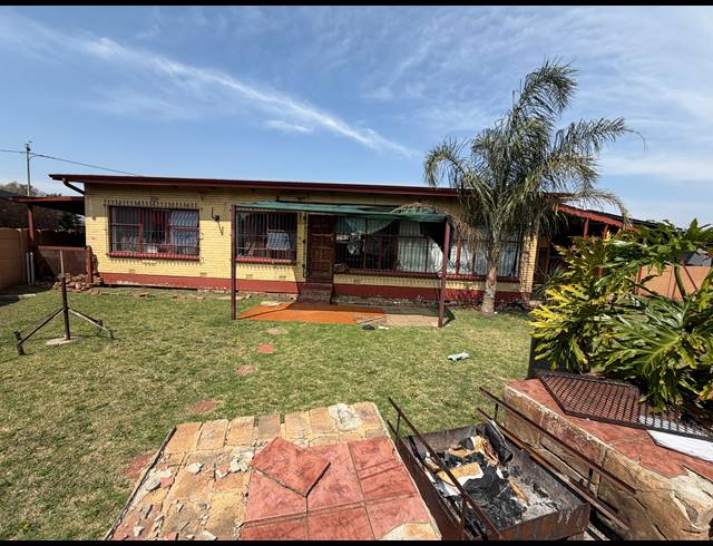3 BEDROOM HOUSE FOR SALE IN DALVIEW